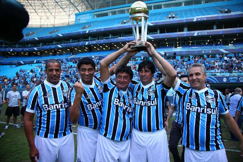 Com pênaltis para ajudar Jardel, Grêmio festeja Mundial de 83