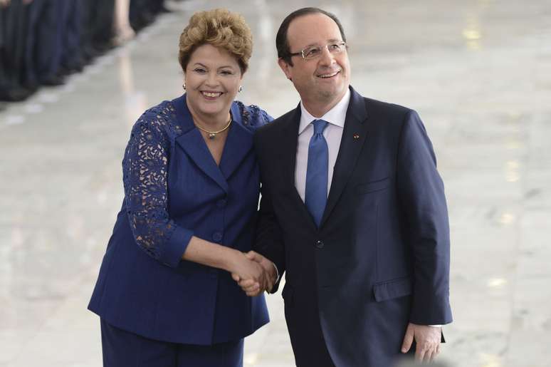 Dilma Rousseff recebe o presidente da França, François Hollande, no Palácio do Planalto
