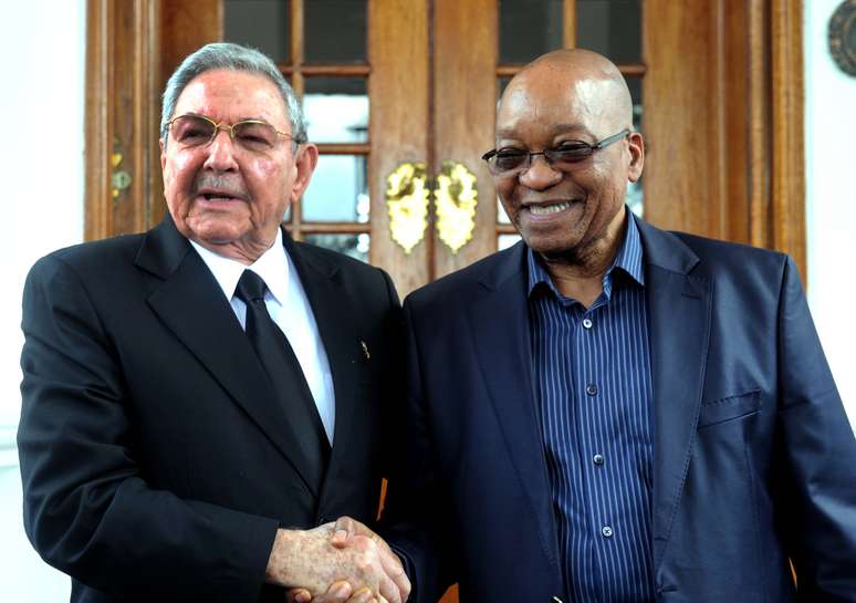 Em Pret&oacute;ria, Castro tamb&eacute;m se reuniu com o presidente Zuma
