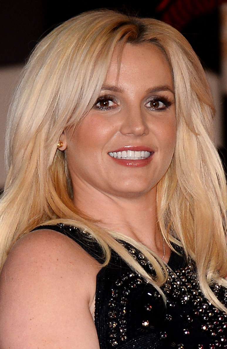 <p><strong>Britney Spears</strong> - Já a estrela pop, segundo sua irmã Lynne, fez sexo pela primeira vez aos 14 anos</p>