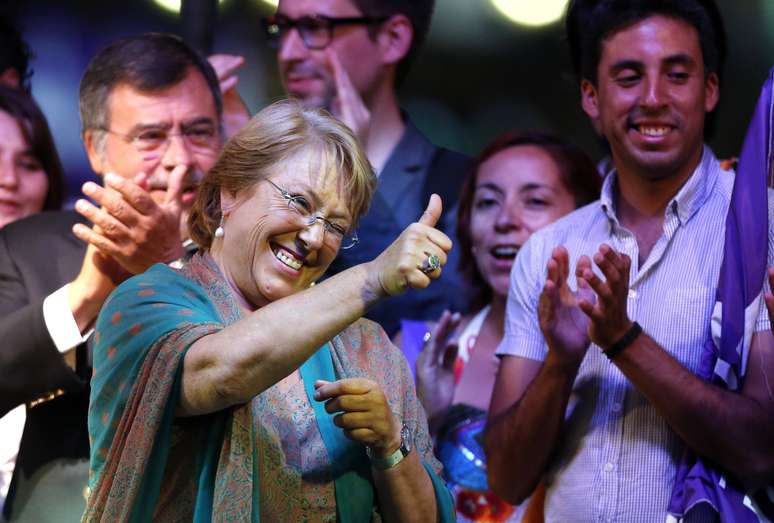 Michelle Bachelet comemora a vitória nas eleições no Chile
