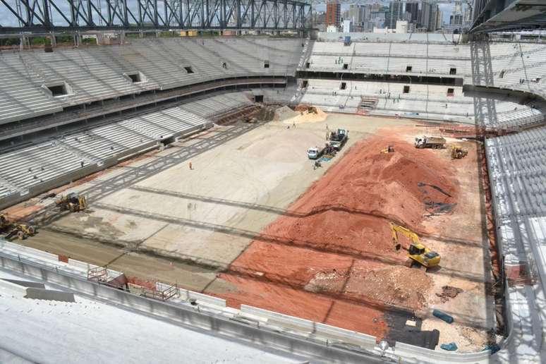 Com obras atrasadas, Atlético-PR não terá seu estádio pronto no prazo esperado