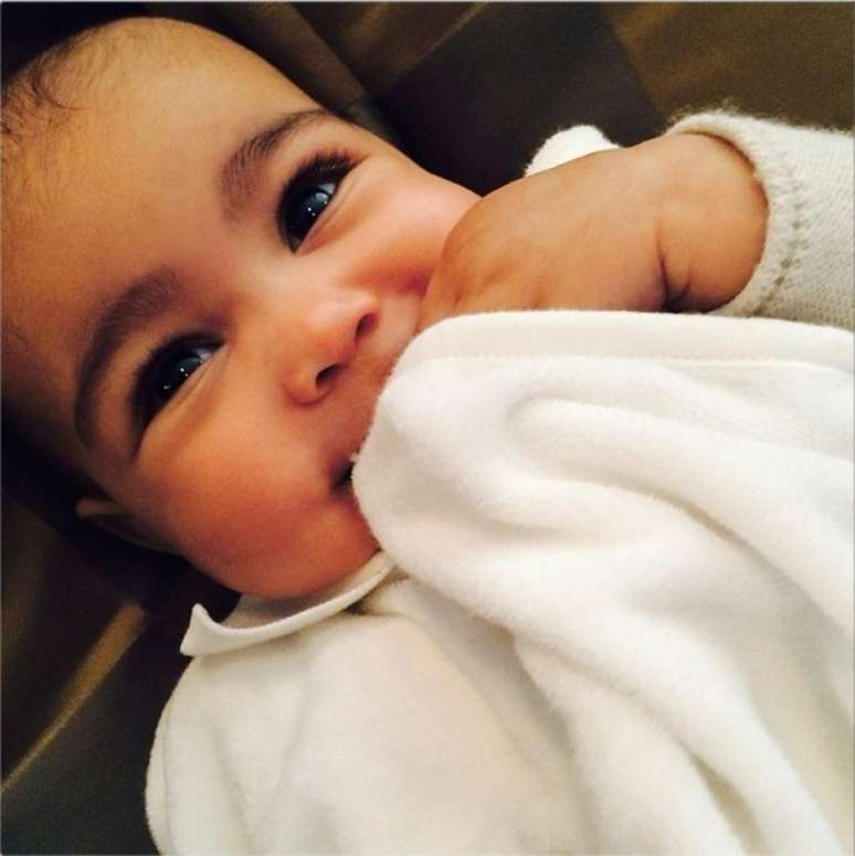 <p>North, filha de Kim Kardashian e Kanye West, tem apenas oito meses de vida</p>