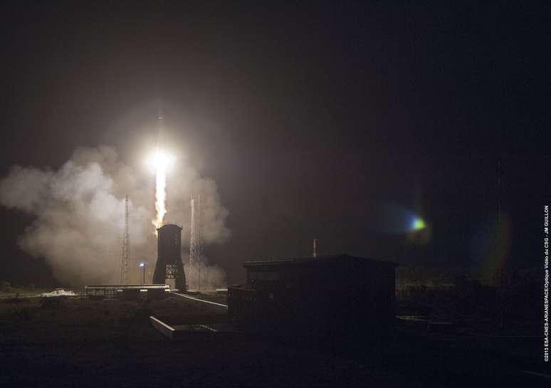 O satélite foi lançado do Centro Espacial Europeu de Kuru, na Guiana Francesa, a bordo de um foguete russo Soyuz., às 7h12 de Brasília