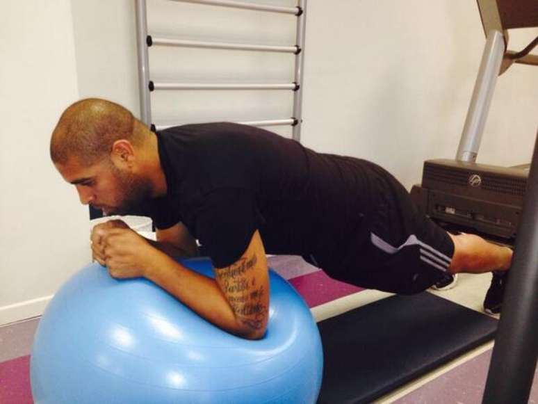 <p>Adriano tem treinado forte para representar&nbsp;Atl&eacute;tico-PR</p>