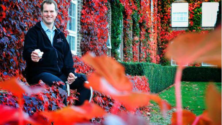 Amory se dedica a investigar o comportamento e o bem estar das vacas