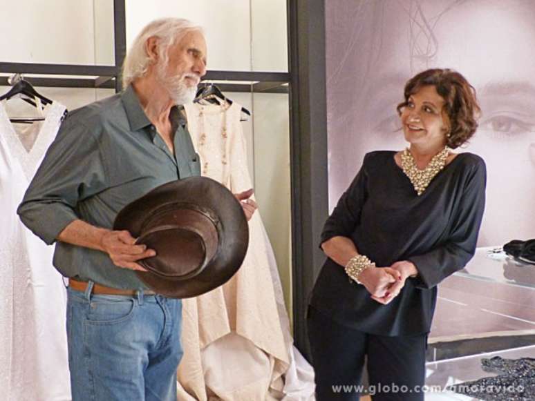 Rub&atilde;o tentar&aacute; jogar seu charme para Tamara