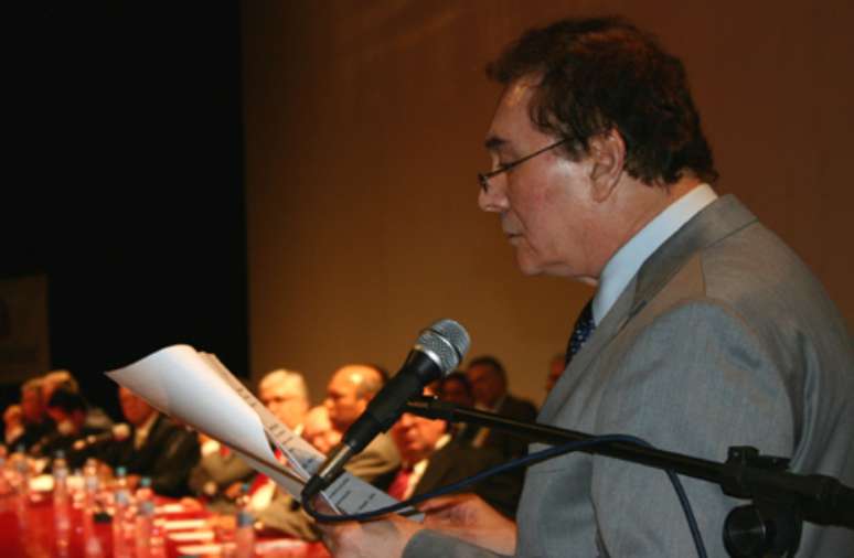 Jos&eacute; de Arruda Silveira Filho em discurso para Marin