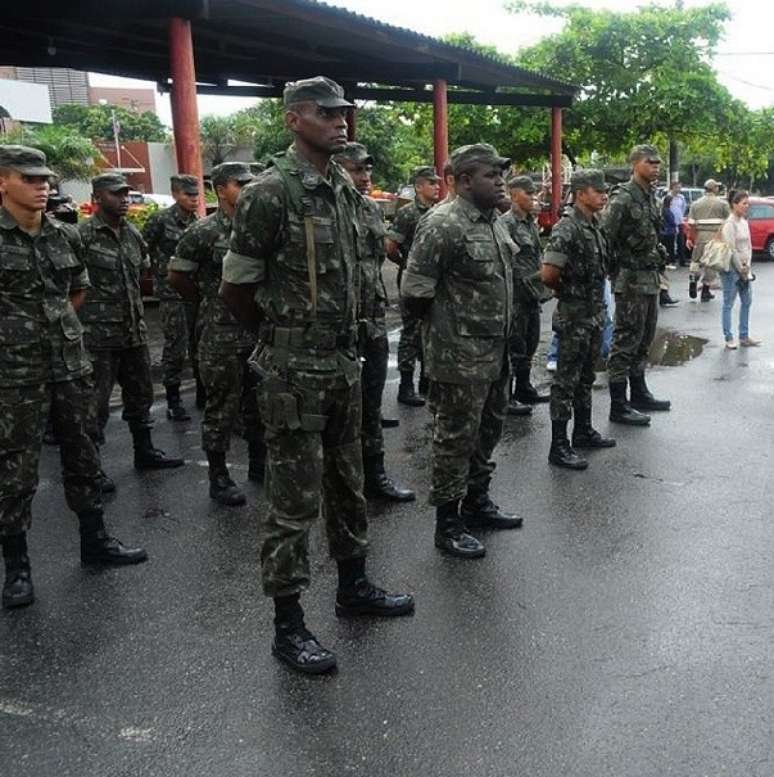 Homens do Exército do Rio de Janeiro chegaram no Espírito Santo para ajudar atingidos pela chuva no Estado