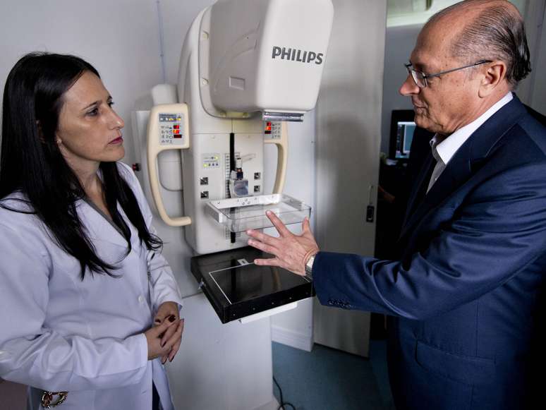 Alckmin inaugurou a carreta itinerante que vai atuar na prevenção do câncer de mama