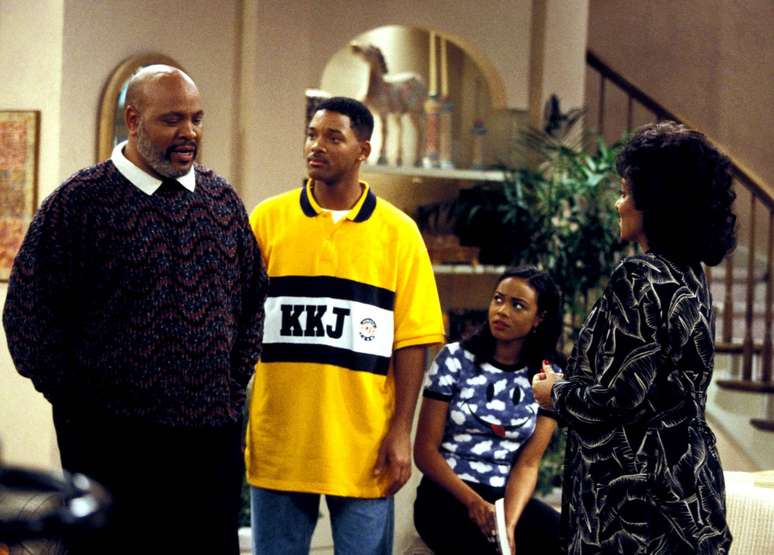 James Avery em cena na s&eacute;rie que revelou Will Smith (de amarelo), no in&iacute;cio da d&eacute;cada de 1990