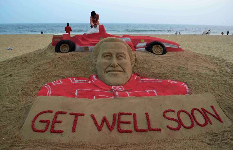 Schumacher ganhou homenagem de artista indiano Sudarsan Pattnaik, que retratou alemão na areia