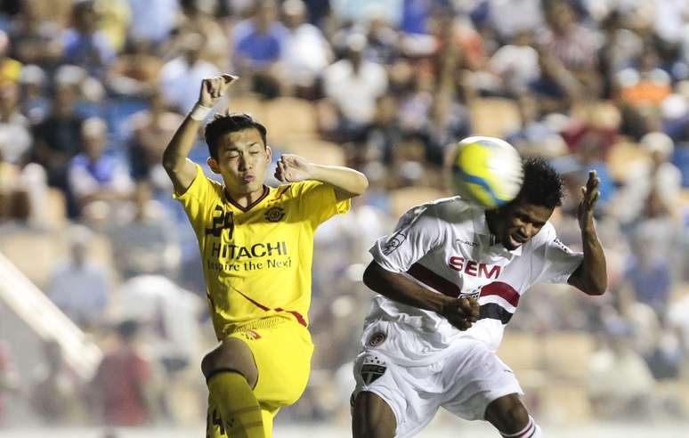 <p>Empate contra o São Paulo em jogo de abertura foi o ponto alto no Brasil</p>