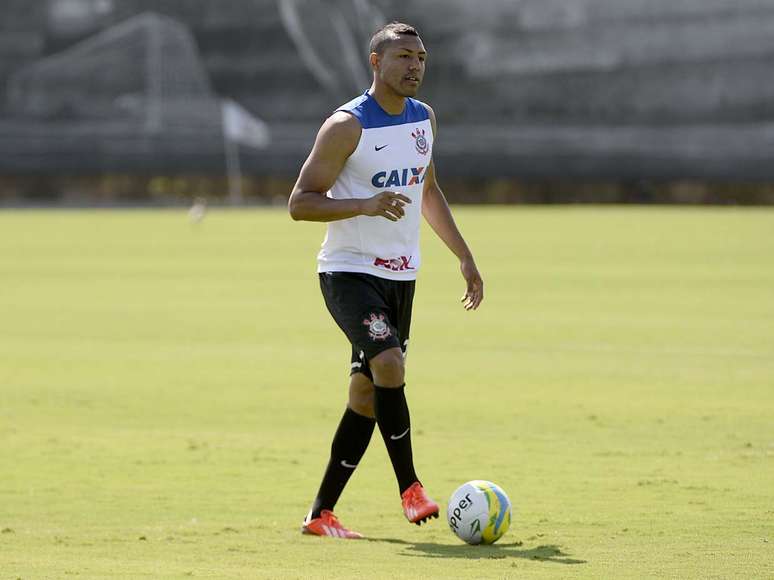 <p>Cachito Ramirez ter&aacute; sal&aacute;rios pagos pelo Corinthians</p>