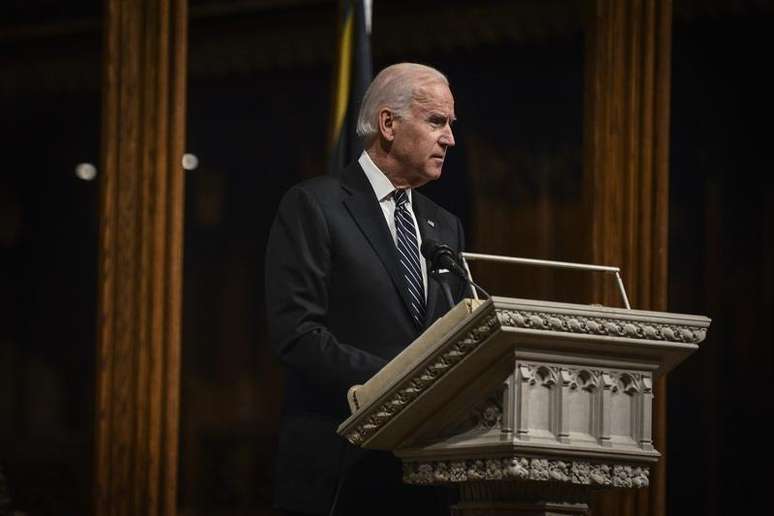 <p>O vice-presidente dos Estados Unidos, Joe Biden, pediu nesta segunda-feira para que tropas russas saiam da Ucrânia</p>