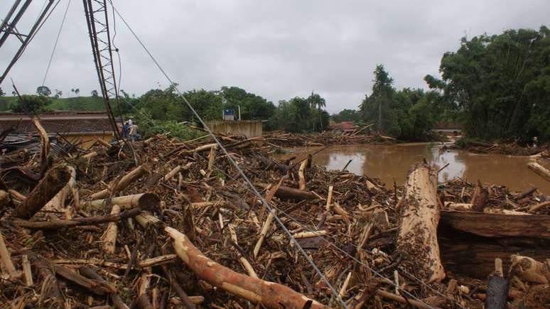 <p>Chuva castigous a cidade de Itaóca, no Vale do Ribeira, em São Paulo</p>