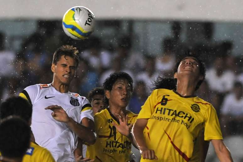 <p>Kashiwa Reysol se despediu da Copa São Paulo debaixo de muita chuva na Vila e com derrota por 4 a 0</p>