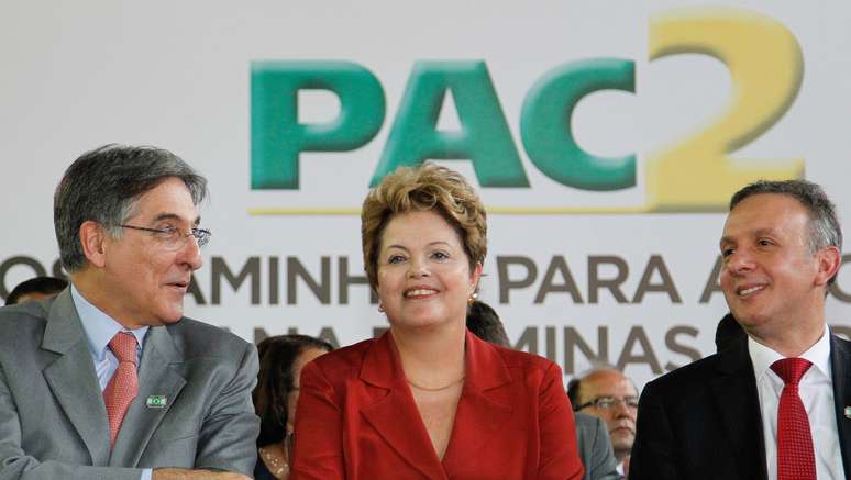Dilma Rousseff em anúncio de investimentos do PAC 2 Mobilidade Urbana