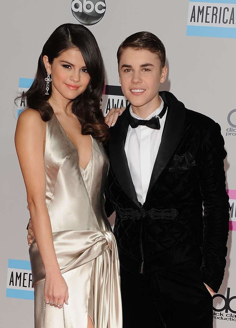 <p>Justin Bieber e Selena Gomez em novembro de 2011</p>