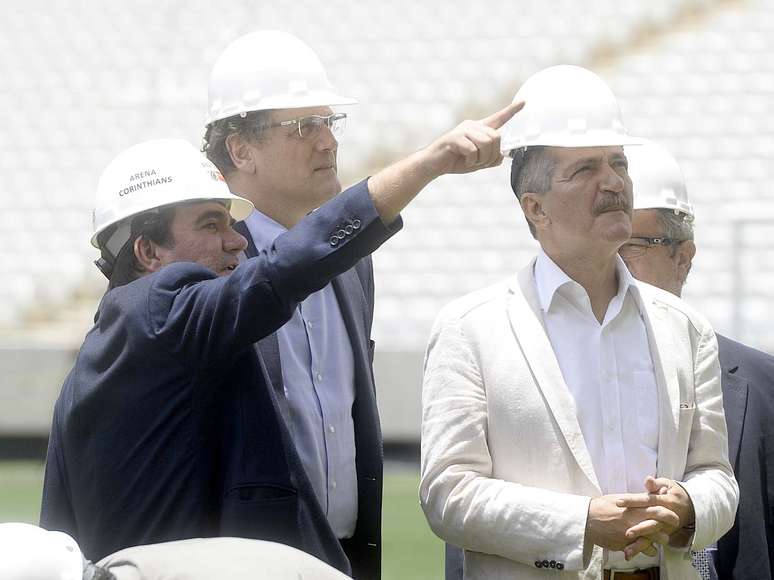 <p>Andrés em Itaquera: ele se intitula "pai, filho, avô e neto" do estádio do Corinthians</p>