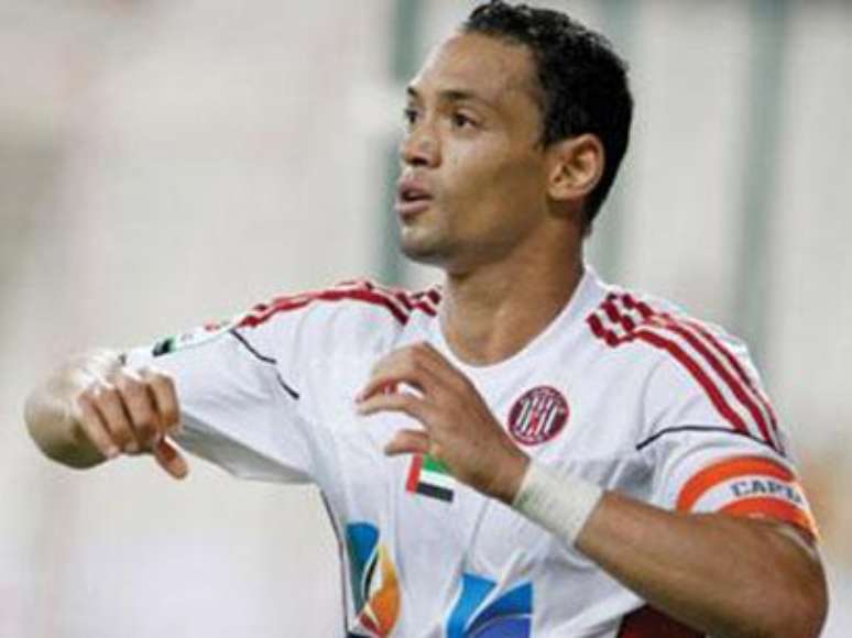 <p>Ricardo Oliveira é o novo reforço do Santos</p>