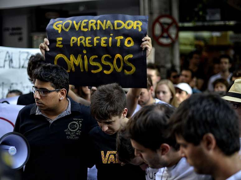 Prefeito de Santa Maria vê influência de membros da oposição em manifestações que chegaram a pedir o seu impeachment após a tragédia