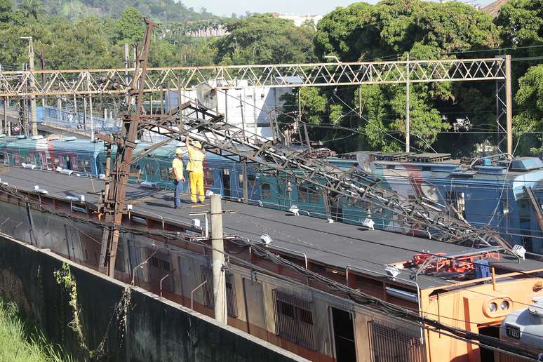 <p>Trem que descarrilou no Rio de Janeiro em 22 de janeiro</p>