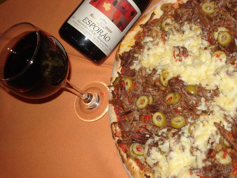 <p>Pizzaria Carlitos</p>