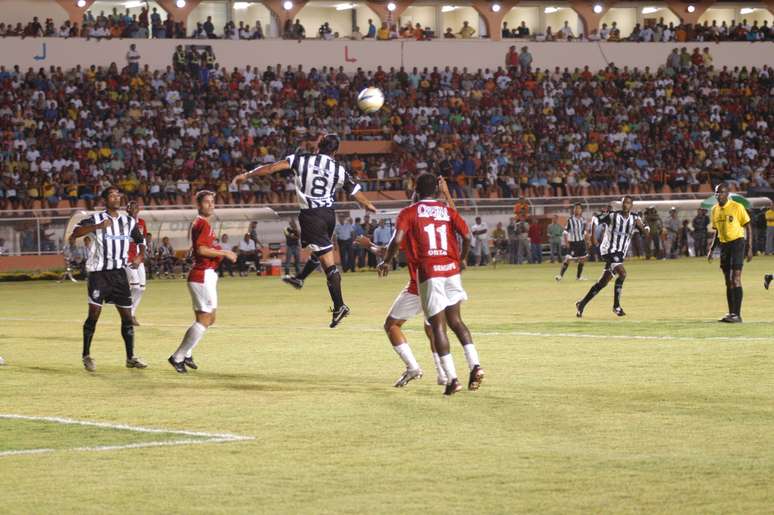 O Estádio Lourival Baptista, o Baptistão, vai receber os treinos da Grécia