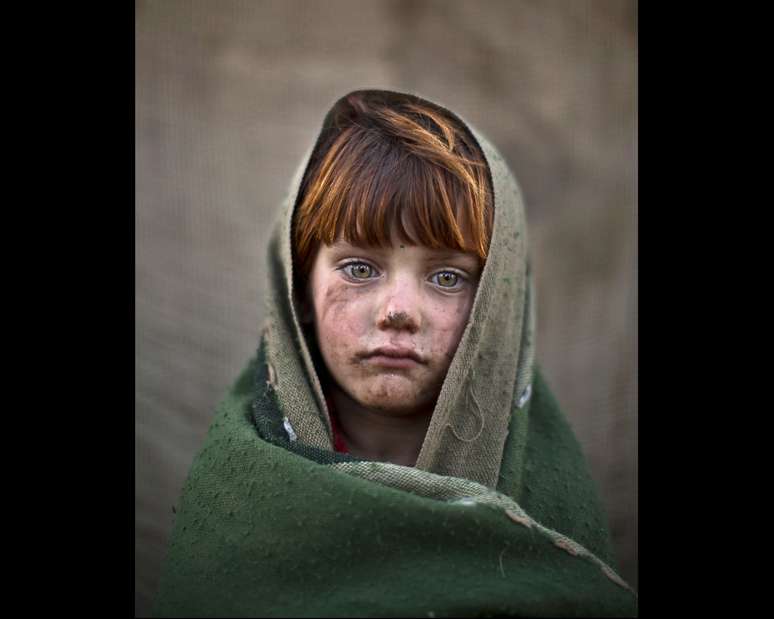 Gerações inteiras de crianças afegãs nasceram e cresceram no Paquistão, frequentemente vivendo na pobreza e incerteza