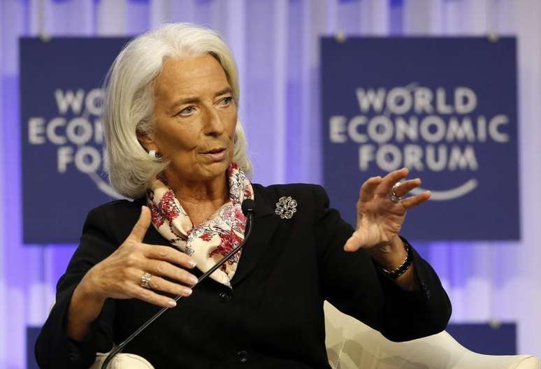 <p>Em 2011, a então ministra das Finanças da França, Christine Lagarde, hoje diretora-gerente do FMI, declarou que a zona do euro tinha "virado a página" em relação à crise econômica</p>