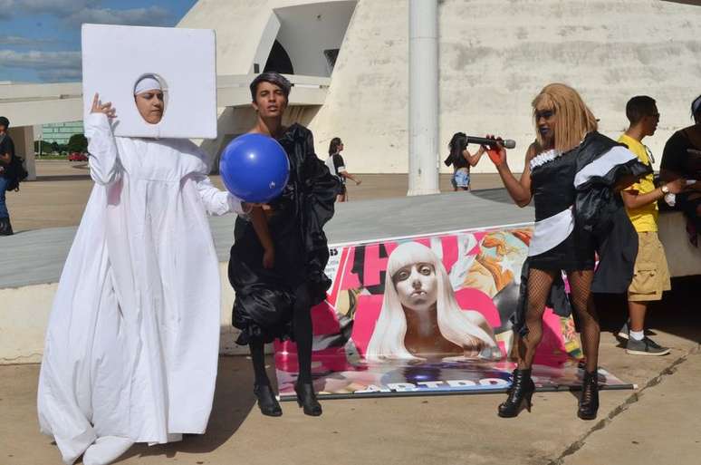 Manifestação contra bullying e homofobia em frente ao Museu Nacional da República