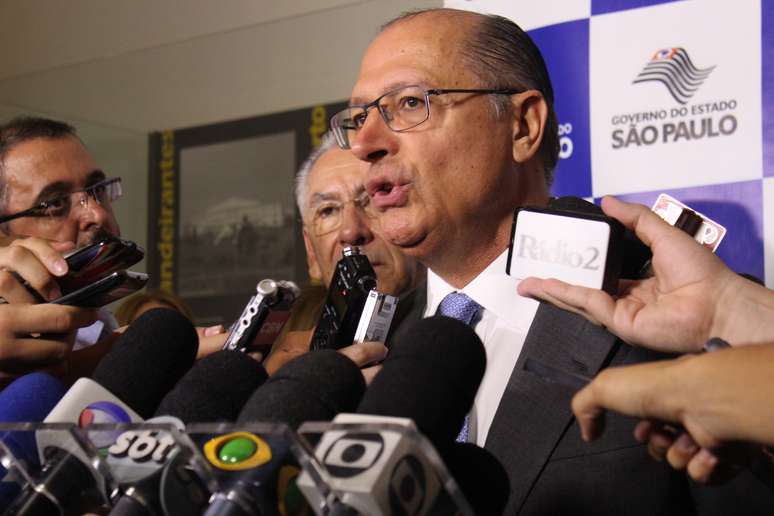 Alckmin descartou ao menos até o próximo dia 15 deste mês as chances de racionamento de água em São Paulo 