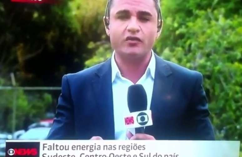 Repórter da Globo News teve problemas na transmissão ao vivo
