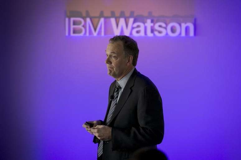 Rhodin, o novo chefe do IBM Watson Group, fala durante um evento da IBM Watson em Manhattan, Nova York. A IBM começou a implantar seu sistema de supercomputador Watson na África nesta quinta-feira, dizendo que ele ajudará a lidar com obstáculos continentais de desenvolvimento tão diversos quanto diagnósticos médicos, coleta de dados econômicos e pesquisa de comércio eletrônico. 09/01/2014