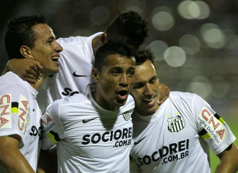 Santos venceu Linense fora de casa e continua invicto