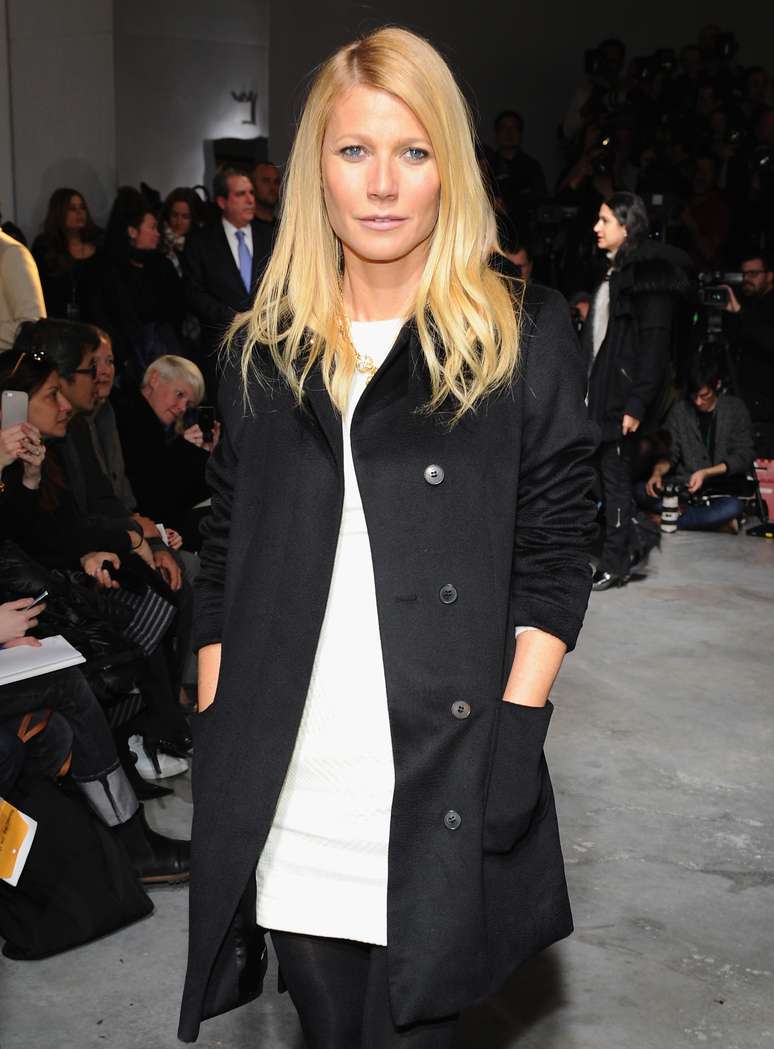 <p>Gwyneth Paltrow adotou um visual simples para o desfile da grife Boss Women</p>