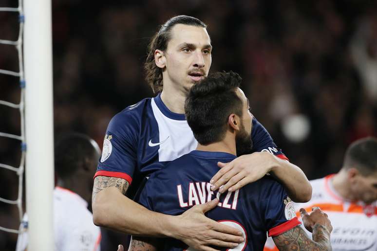 Ibrahimovic e Lavezzi marcaram gols na vitória do PSG