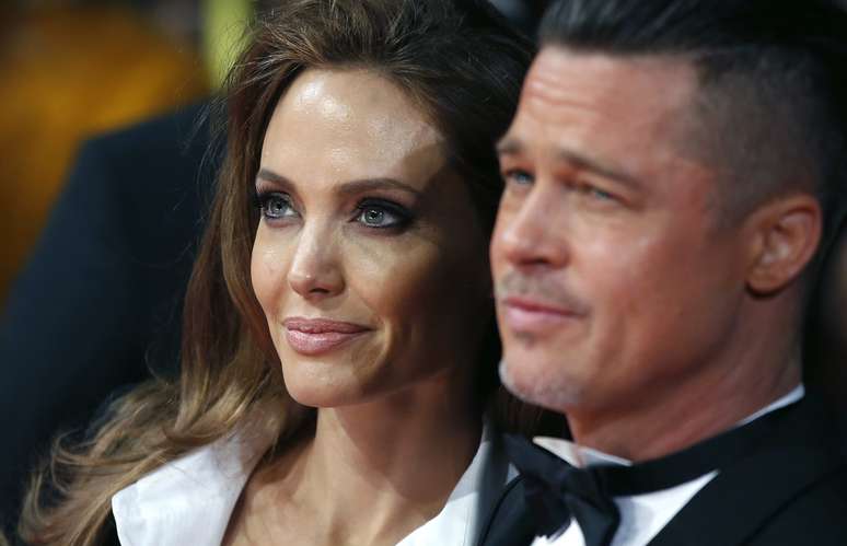 <p>Angelina Jolie e o marido, Brad Pitt, apresentar&atilde;o o Oscar 2014</p>