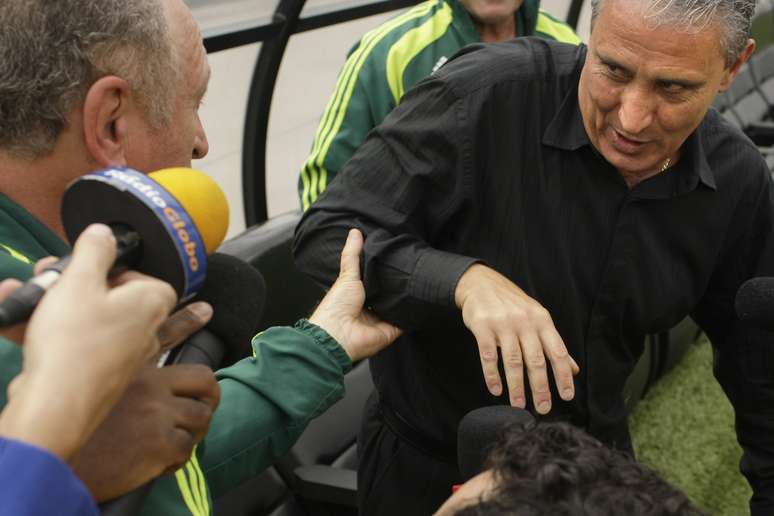 Tite e Felip&atilde;o se encontraram no primeiro cl&aacute;ssico em 2010; rela&ccedil;&atilde;o dos dois ficaria estremecida no ano seguinte