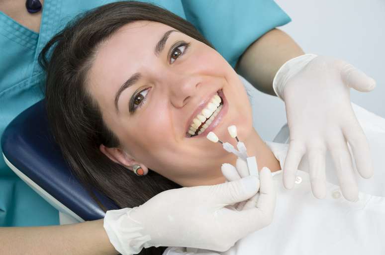 <p>Pacientes perdem dentes postiços ao comer e dormir</p>