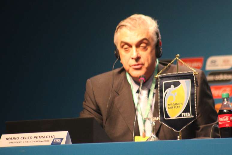 Em nota oficial, Atl&eacute;tico-PR do presidente Mario Celso Petraglia chamou o S&atilde;o Paulo de "bambis" ano passado