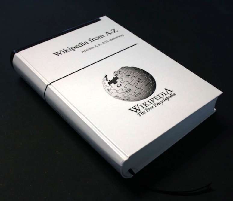 Editora quer arrecadar US$ 50 mil para imprimir toda a Wikipédia em inglês