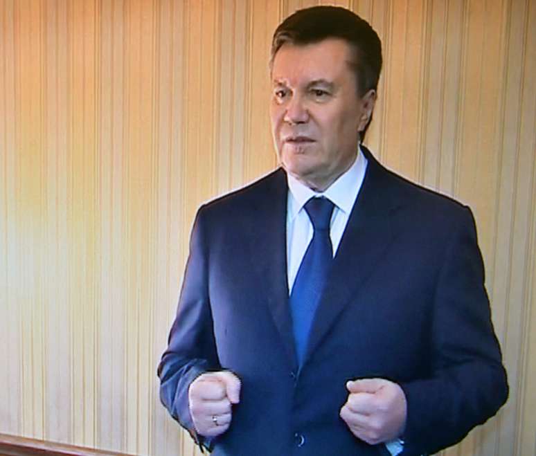 O presidente ucraniano Viktor Yanukovytch durante discurso exibido pelo canal de televisão "UBR" 