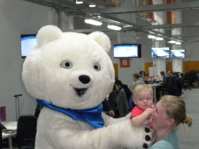 <p>Mascotes fizeram a festa em sala de imprensa</p>