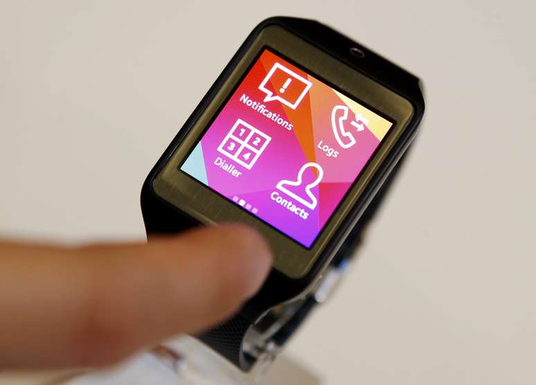 <p>Samsung lançou recentemente a segunda versão de seu relógio inteligente, o Galaxy Gear 2</p>