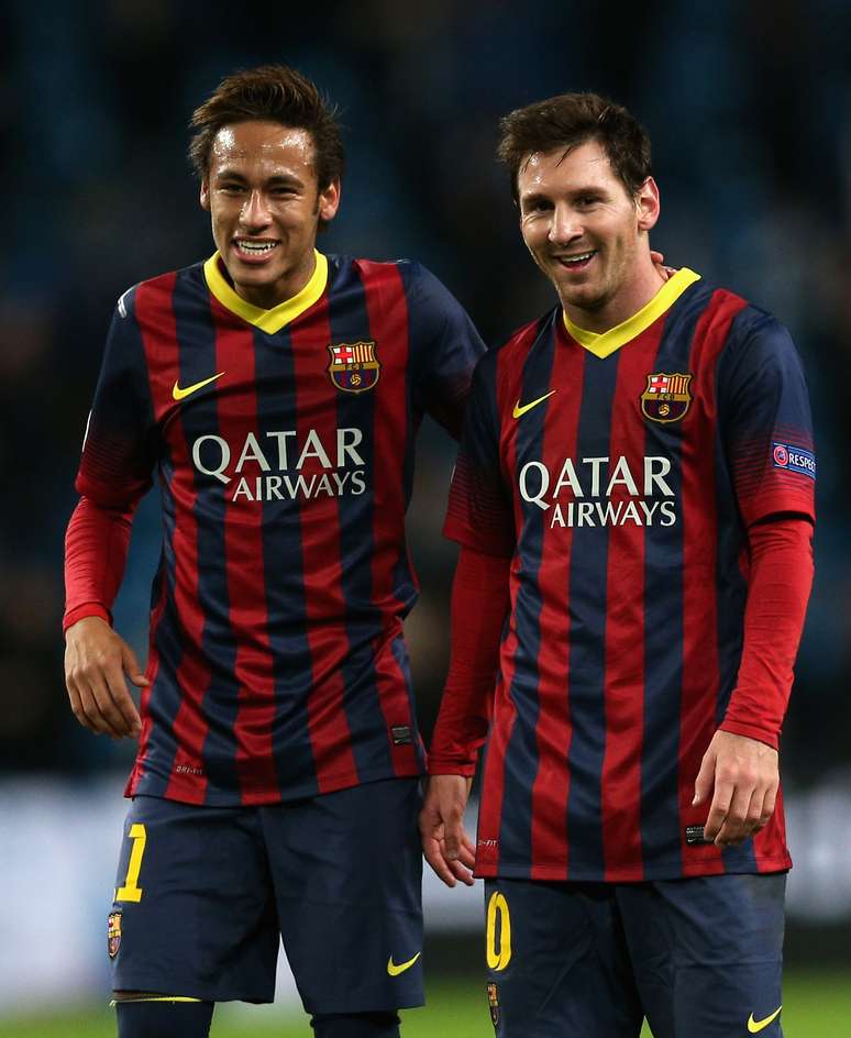 <p>Neymar teria um salário muito próximo ao de Messi</p>