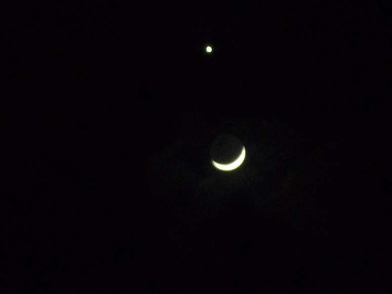 Fen&ocirc;meno da luz cin&eacute;rea tamb&eacute;m p&ocirc;de ser visto nesta quarta-feira