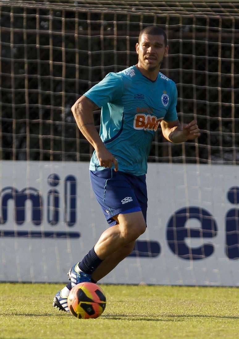 <p>Segundo Nilton, Cruzeiro é um dos favoritos ao título</p>