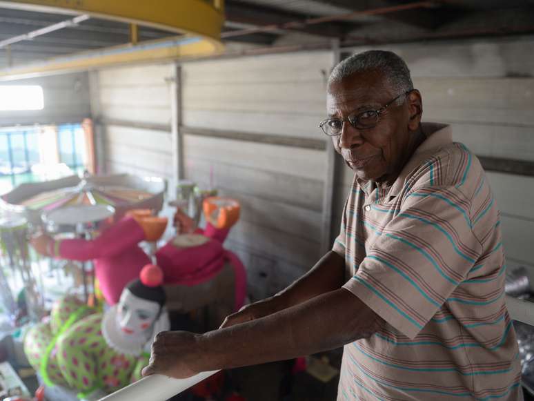 <p>Veterano no Carnaval, Sr. Aramis afirma " tenho amigos em todas as escolas"</p>